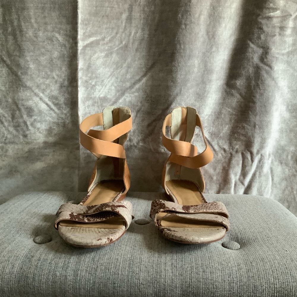 Pour La Victoíre Rattle Snake/leather Sandals